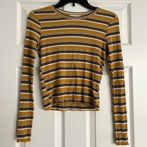 Long Sleeve Medium Cropped Shirt